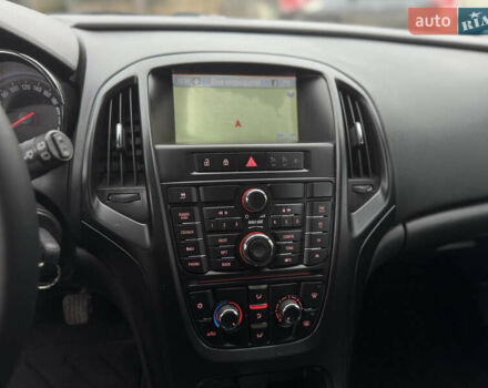 Черный Опель Астра, объемом двигателя 1.4 л и пробегом 225 тыс. км за 6350 $, фото 18 на Automoto.ua