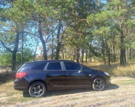 Черный Опель Астра, объемом двигателя 1.7 л и пробегом 278 тыс. км за 6950 $, фото 2 на Automoto.ua