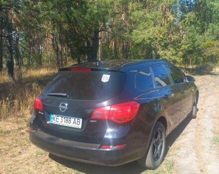 Черный Опель Астра, объемом двигателя 1.7 л и пробегом 278 тыс. км за 6950 $, фото 10 на Automoto.ua