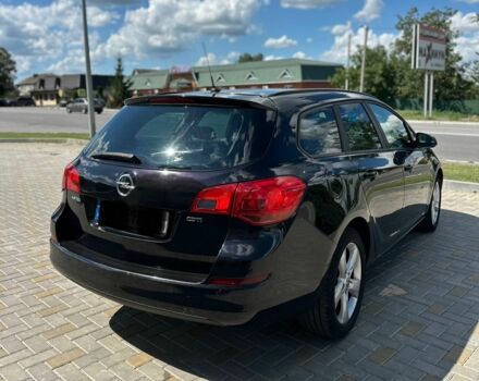 Черный Опель Астра, объемом двигателя 1.7 л и пробегом 236 тыс. км за 3400 $, фото 3 на Automoto.ua