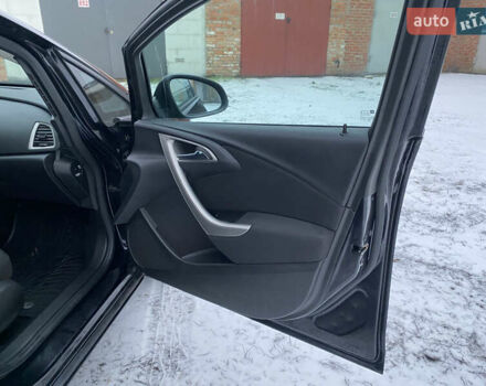 Черный Опель Астра, объемом двигателя 1.6 л и пробегом 230 тыс. км за 7300 $, фото 19 на Automoto.ua