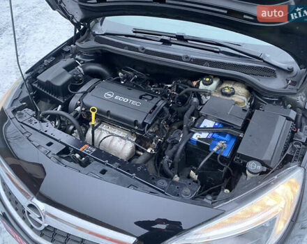 Черный Опель Астра, объемом двигателя 1.6 л и пробегом 230 тыс. км за 7300 $, фото 41 на Automoto.ua