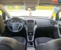Черный Опель Астра, объемом двигателя 1.7 л и пробегом 230 тыс. км за 6999 $, фото 5 на Automoto.ua