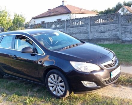 Черный Опель Астра, объемом двигателя 1.7 л и пробегом 217 тыс. км за 7900 $, фото 3 на Automoto.ua