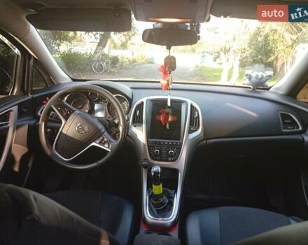 Черный Опель Астра, объемом двигателя 1.69 л и пробегом 309 тыс. км за 6300 $, фото 2 на Automoto.ua