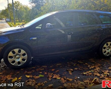 Опель Астра 2011 у Харкові на Automoto.ua Чорний Опель Астра, об'ємом двигуна 1.6 л та пробігом 259 тис. км за 6850 $, фото 2 на Automoto.ua