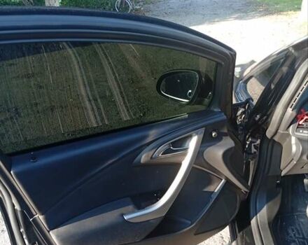 Черный Опель Астра, объемом двигателя 1.69 л и пробегом 309 тыс. км за 6300 $, фото 6 на Automoto.ua