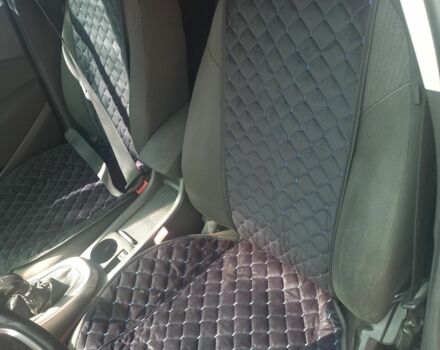 Черный Опель Астра, объемом двигателя 1.7 л и пробегом 278 тыс. км за 6950 $, фото 6 на Automoto.ua