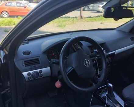 Чорний Опель Астра, об'ємом двигуна 1.8 л та пробігом 140 тис. км за 7300 $, фото 4 на Automoto.ua