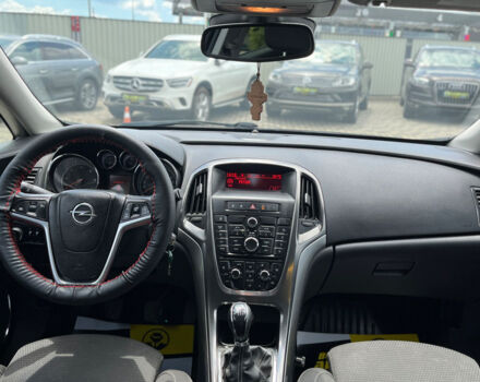 Черный Опель Астра, объемом двигателя 1.7 л и пробегом 222 тыс. км за 6700 $, фото 14 на Automoto.ua