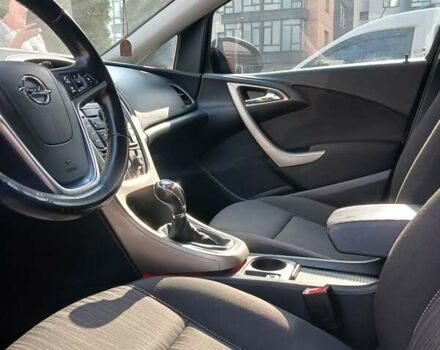 Черный Опель Астра, объемом двигателя 1.69 л и пробегом 300 тыс. км за 7000 $, фото 5 на Automoto.ua