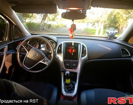 Черный Опель Астра, объемом двигателя 1.7 л и пробегом 315 тыс. км за 6300 $, фото 1 на Automoto.ua