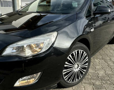 Черный Опель Астра, объемом двигателя 1.3 л и пробегом 226 тыс. км за 5500 $, фото 12 на Automoto.ua