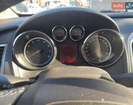 Черный Опель Астра, объемом двигателя 1.4 л и пробегом 229 тыс. км за 8760 $, фото 11 на Automoto.ua