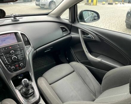 Черный Опель Астра, объемом двигателя 1.7 л и пробегом 321 тыс. км за 6490 $, фото 15 на Automoto.ua