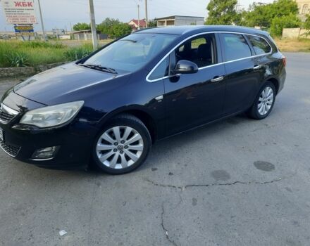 Черный Опель Астра, объемом двигателя 1.7 л и пробегом 340 тыс. км за 6900 $, фото 2 на Automoto.ua