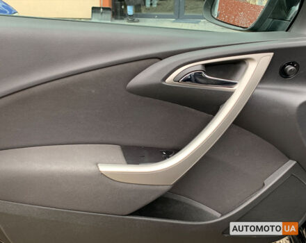 Чорний Опель Астра, об'ємом двигуна 1.7 л та пробігом 208 тис. км за 7900 $, фото 6 на Automoto.ua