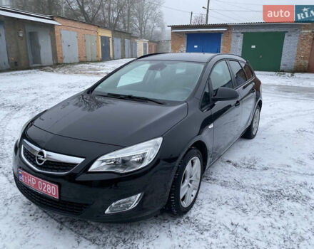 Черный Опель Астра, объемом двигателя 1.6 л и пробегом 230 тыс. км за 7300 $, фото 2 на Automoto.ua