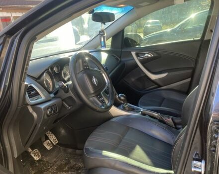 Черный Опель Астра, объемом двигателя 1.7 л и пробегом 260 тыс. км за 7500 $, фото 13 на Automoto.ua