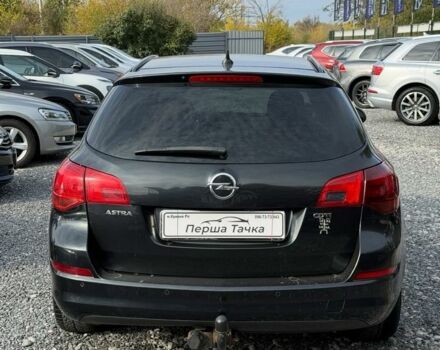 Черный Опель Астра, объемом двигателя 1.7 л и пробегом 212 тыс. км за 7000 $, фото 5 на Automoto.ua