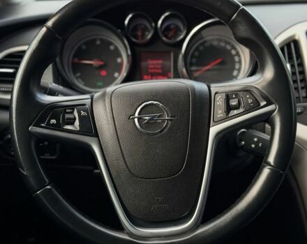 Черный Опель Астра, объемом двигателя 1.7 л и пробегом 212 тыс. км за 7000 $, фото 11 на Automoto.ua