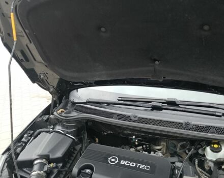 Черный Опель Астра, объемом двигателя 1.7 л и пробегом 2 тыс. км за 6200 $, фото 3 на Automoto.ua