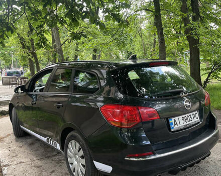 Черный Опель Астра, объемом двигателя 1.69 л и пробегом 368 тыс. км за 6200 $, фото 2 на Automoto.ua