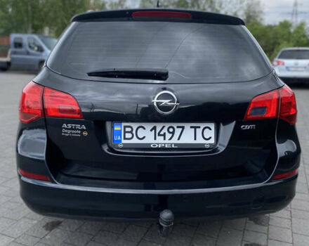 Черный Опель Астра, объемом двигателя 1.7 л и пробегом 265 тыс. км за 6300 $, фото 9 на Automoto.ua