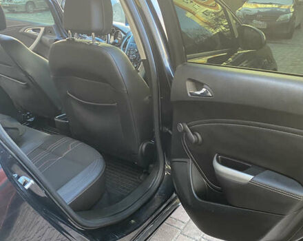 Черный Опель Астра, объемом двигателя 1.7 л и пробегом 260 тыс. км за 7500 $, фото 10 на Automoto.ua