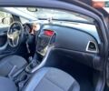 Черный Опель Астра, объемом двигателя 1.7 л и пробегом 240 тыс. км за 7200 $, фото 12 на Automoto.ua