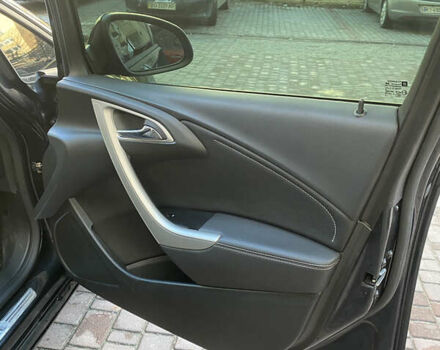 Черный Опель Астра, объемом двигателя 1.7 л и пробегом 260 тыс. км за 7500 $, фото 8 на Automoto.ua