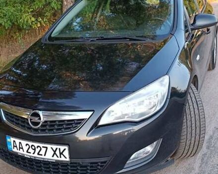Черный Опель Астра, объемом двигателя 2 л и пробегом 308 тыс. км за 7400 $, фото 1 на Automoto.ua