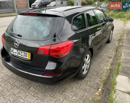 Черный Опель Астра, объемом двигателя 1.6 л и пробегом 220 тыс. км за 6700 $, фото 4 на Automoto.ua