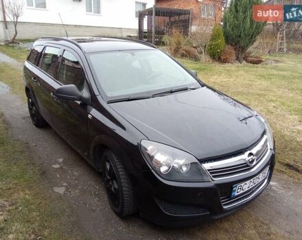Черный Опель Астра, объемом двигателя 1.69 л и пробегом 260 тыс. км за 5600 $, фото 5 на Automoto.ua