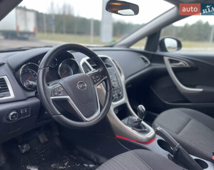 Черный Опель Астра, объемом двигателя 1.4 л и пробегом 210 тыс. км за 5900 $, фото 12 на Automoto.ua