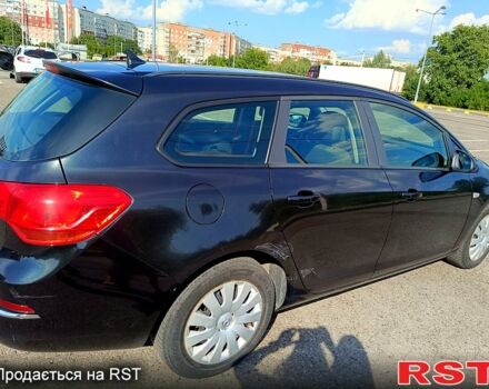 Черный Опель Астра, объемом двигателя 1.7 л и пробегом 260 тыс. км за 6300 $, фото 7 на Automoto.ua