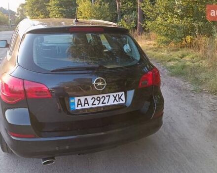 Черный Опель Астра, объемом двигателя 2 л и пробегом 308 тыс. км за 7400 $, фото 4 на Automoto.ua