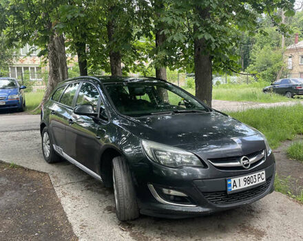 Черный Опель Астра, объемом двигателя 1.69 л и пробегом 368 тыс. км за 6200 $, фото 9 на Automoto.ua