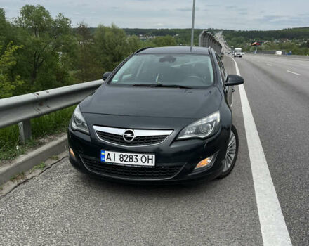 Черный Опель Астра, объемом двигателя 1.7 л и пробегом 275 тыс. км за 7400 $, фото 19 на Automoto.ua