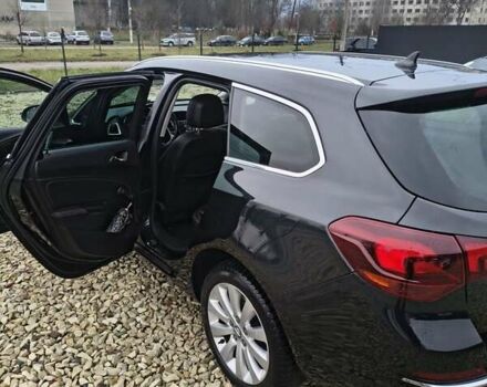 Черный Опель Астра, объемом двигателя 2 л и пробегом 175 тыс. км за 8300 $, фото 2 на Automoto.ua