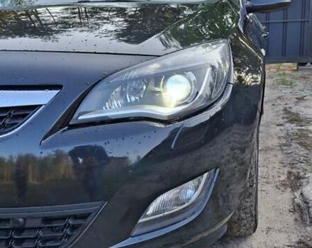 Черный Опель Астра, объемом двигателя 1.96 л и пробегом 241 тыс. км за 7300 $, фото 6 на Automoto.ua