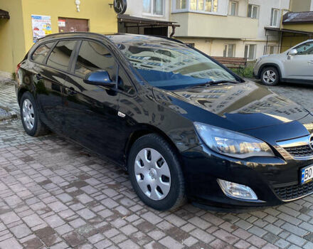 Черный Опель Астра, объемом двигателя 1.7 л и пробегом 260 тыс. км за 7500 $, фото 1 на Automoto.ua