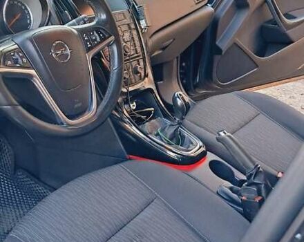 Черный Опель Астра, объемом двигателя 1.7 л и пробегом 267 тыс. км за 7199 $, фото 23 на Automoto.ua