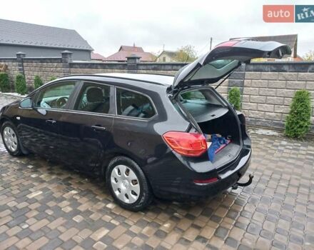 Черный Опель Астра, объемом двигателя 1.7 л и пробегом 185 тыс. км за 6650 $, фото 5 на Automoto.ua