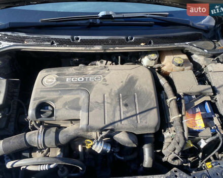 Черный Опель Астра, объемом двигателя 1.7 л и пробегом 260 тыс. км за 7500 $, фото 16 на Automoto.ua