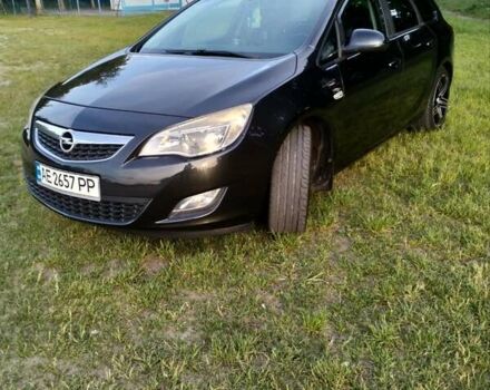 Чорний Опель Астра, об'ємом двигуна 1.4 л та пробігом 260 тис. км за 7000 $, фото 1 на Automoto.ua
