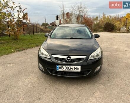 Черный Опель Астра, объемом двигателя 1.2 л и пробегом 258 тыс. км за 6200 $, фото 2 на Automoto.ua