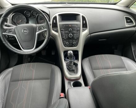 Чорний Опель Астра, об'ємом двигуна 1.7 л та пробігом 230 тис. км за 6700 $, фото 10 на Automoto.ua