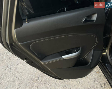 Чорний Опель Астра, об'ємом двигуна 2 л та пробігом 257 тис. км за 7350 $, фото 60 на Automoto.ua