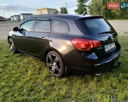 Чорний Опель Астра, об'ємом двигуна 1.4 л та пробігом 260 тис. км за 7000 $, фото 4 на Automoto.ua
